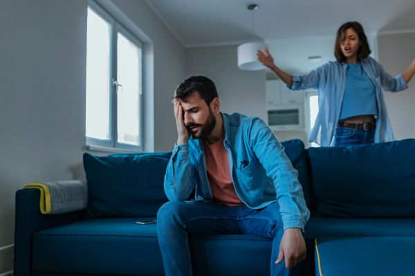 Look Out for This Typical Addict Behavior in Relationships